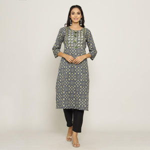 Rang Deep Women Set of Blue Cotton Kurti With Pant